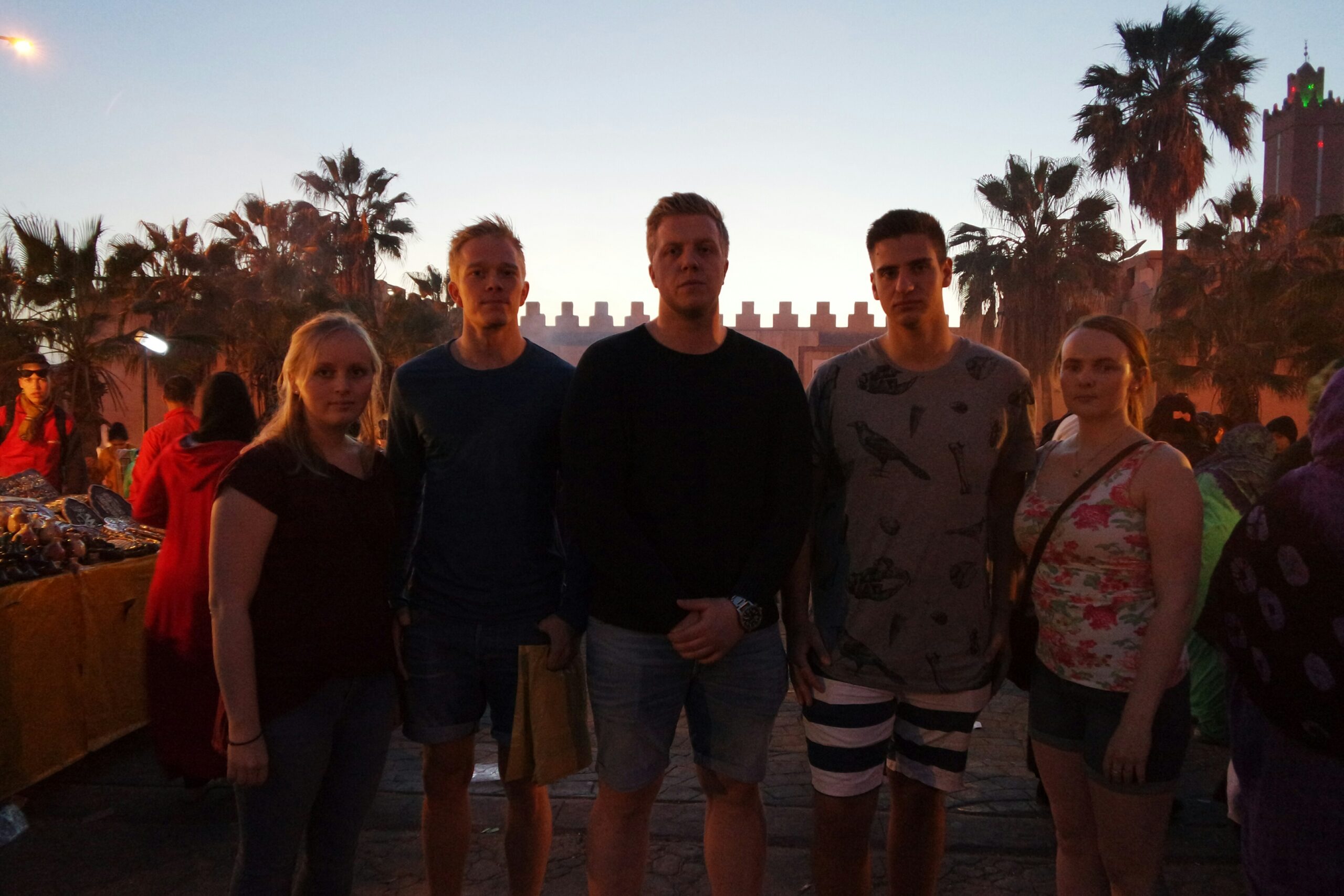 Heidi Bergestig, Eirik Torblå, Espen Wennerberg, Marius Holst og Maren Marie Wilhelmsen ble nektet innreise i Vest-Sahara. De er alle tillitsvalgte i ungdomsutvalget eller studentutvalget til Industri Energi. Foto: Støttekomiteen for Vest-Sahara.